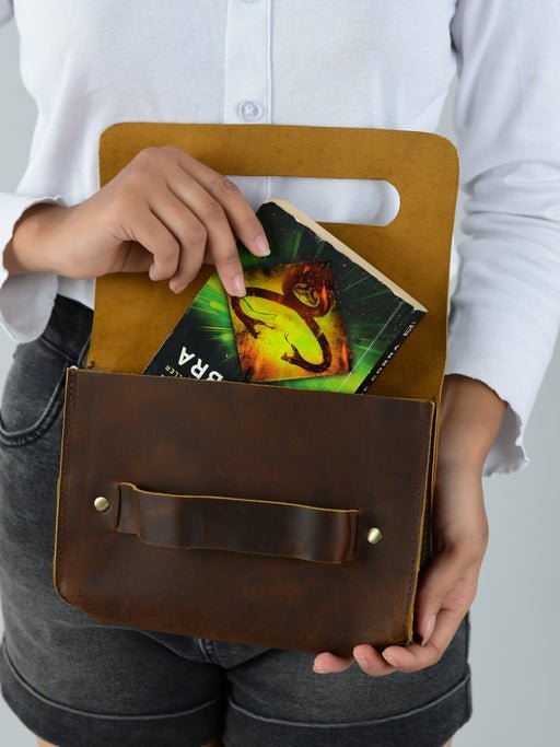 151_068fe4f7-9c44-45d6-a451-3b6ffd6f4394_512x683.jpg Leather Women Wallet Bag - Image 1